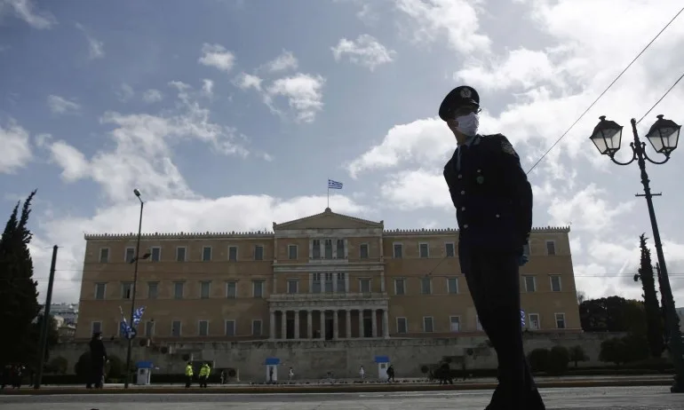 Гърция: Глоби за над 4 млн. евро за нарушения на ограниченията - Tribune.bg