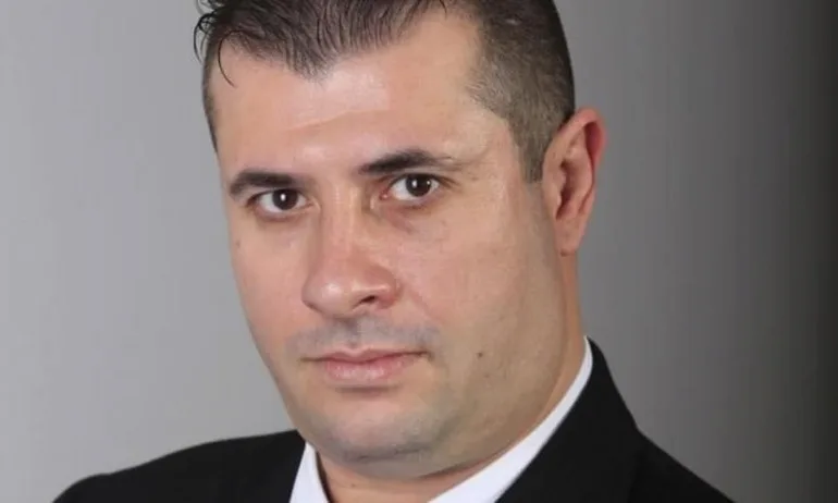 Социалист показа брандирани тирове на ИТН - Tribune.bg