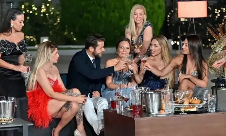 Ергенът си остава ... при мама след края на риалитито - Tribune.bg