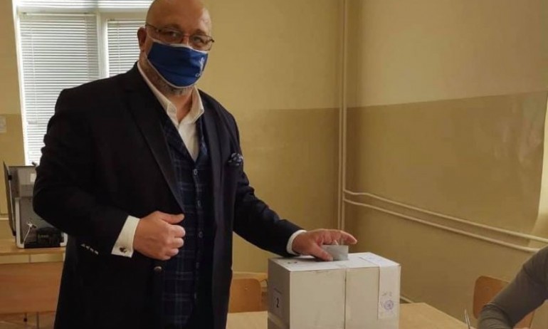 Красен Кралев: Гласувах за политическата сила, която единствена може да се справи с хаоса - Tribune.bg