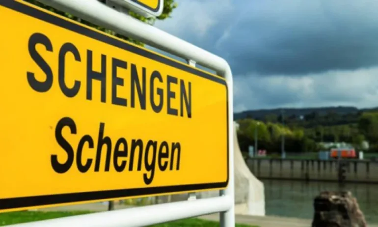 Австрийско издание: Виена се отказва от ветото си за Шенген и пуска България по суша - Tribune.bg