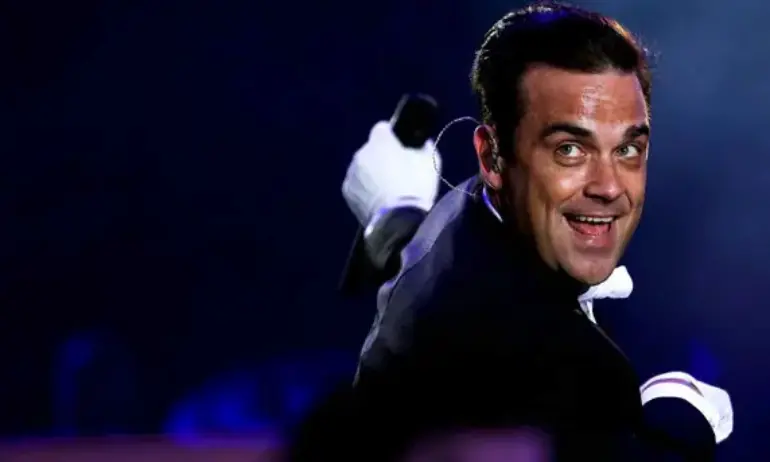 Роби Уилямс убеден, че извънземните са го избрали за свой пратеник на земята - Tribune.bg