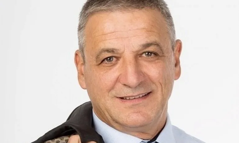 Кметът на Студентски град от ДБ си изпуска нервите под пост на ГЕРБ - Tribune.bg