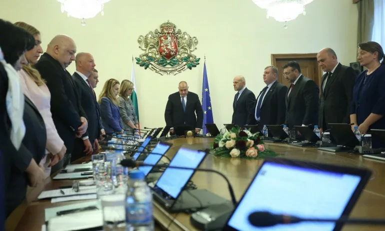 Минута мълчание за Стефан Данаилов в МС - Tribune.bg