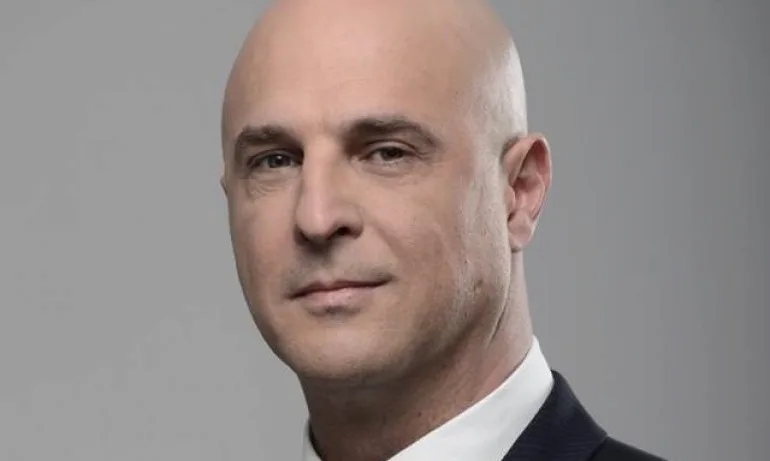 Хвалипръцковци трупат известност и си чешат егото на гърба на Ицо Хазарта - Tribune.bg