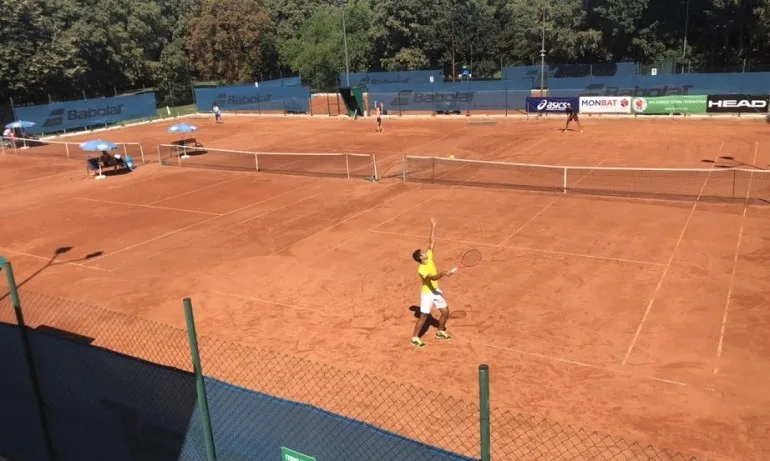 Известни са полуфиналистите на Държавното отборно първенство до 16 г. в Русе - Tribune.bg