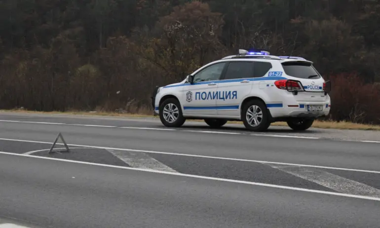 Минути преди да тръгне на училищна екскурзия: Хванаха пиян шофьор на автобус - Tribune.bg