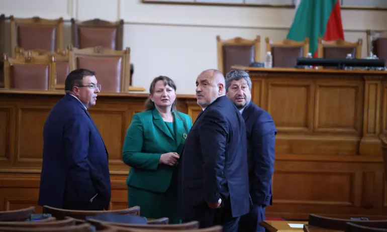 ГЕРБ, ПП-ДБ, ДПС и ИТН с декларация за приемане на Украйна в НАТО след войната - Tribune.bg