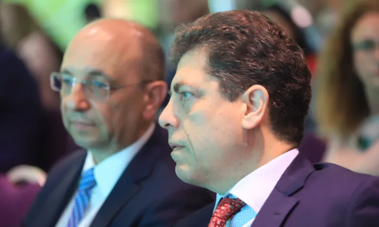 Милен Велчев: Ако не спрем днес, ще стане като в Гърция - скоро ще режем пенсии и заплати - Tribune.bg