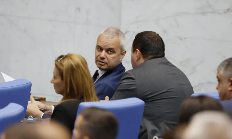 Костадинов: България продава на Гърция вода за 2 стотинки, а на българските граждани за 6 лева - Tribune.bg