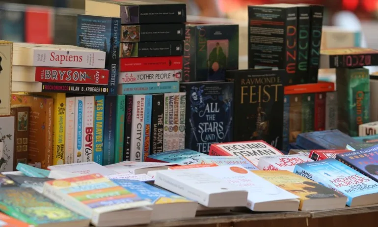 Алея на книгата стартира със 120 участника в София - Tribune.bg