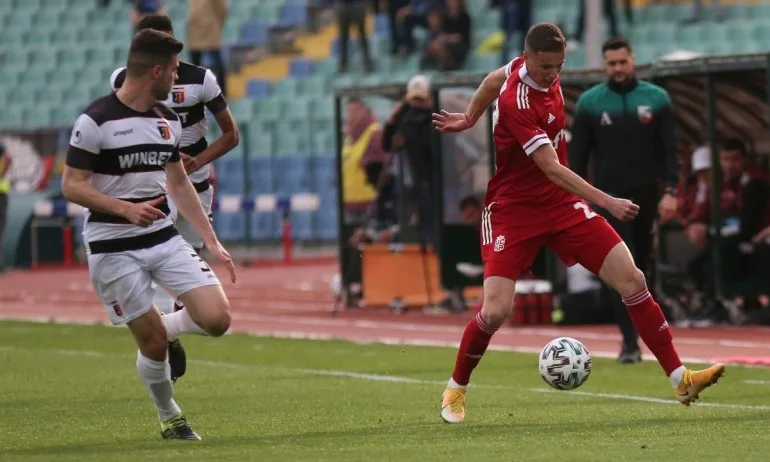 Успех срещу Локо Пд класира ЦСКА 1948 в първата шестица - Tribune.bg