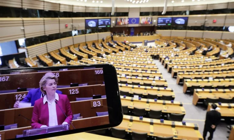 Фон дер Лайен: Надявам се, че денят след COVID-19 ще дойде скоро - Tribune.bg