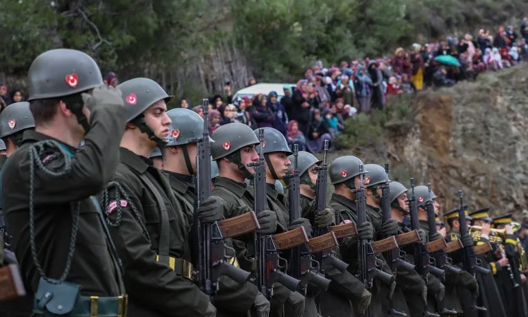 Турция: В Идлиб се провежда операция Пролетен щит - Tribune.bg