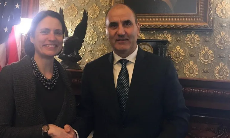 Коя е Фиона Хил, с която Цветанов говори за среща Борисов – Тръмп - Tribune.bg