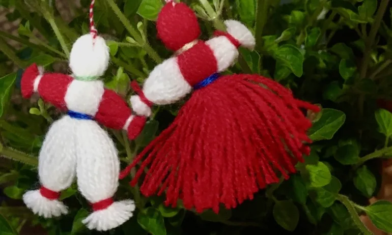 Честита Баба Марта! - Tribune.bg