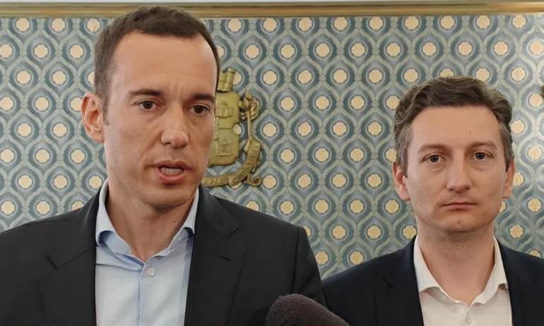 След дни блокади – фенове на Васил Терзиев излизат на контрапротест в София - Tribune.bg