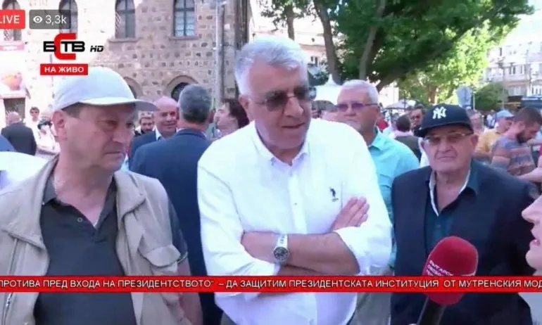 Калина Паскалева: Протестът в защита на Радев е воден от Нинова, Йоло Денев и БСП ТВ - Tribune.bg