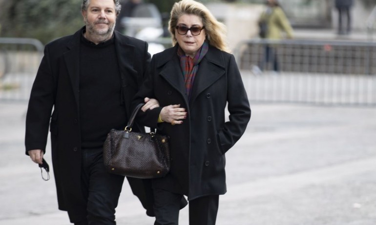 Катрин Деньов с почетен Златен лъв на филмовия фестивал във Венеция - Tribune.bg