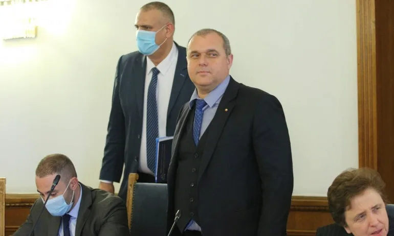 ВМРО: Конституционният съд реши в полза на парите, а не на хората или дори на Конституцията - Tribune.bg