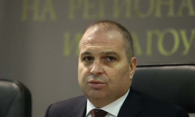 Вицепремиерът Гроздан Караджов е депозирал оставката си - Tribune.bg