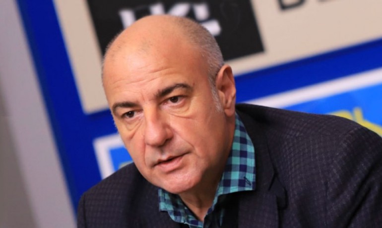 Лични лекари пред Tribune: Кабинетът ще връща поликлиниките, за да дава по-малко пари за здраве - Tribune.bg