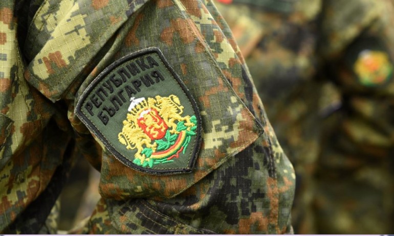 МО успокои – праща рутинно повиквателни, за да актуализира данните на запасняци и резервисти - Tribune.bg