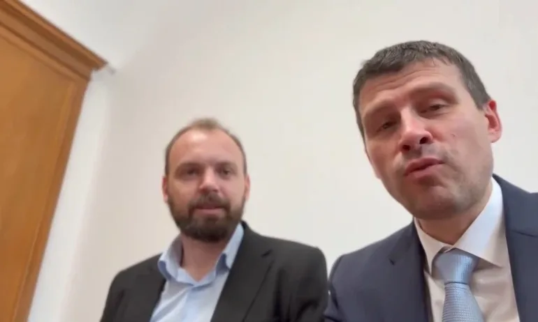 От Демократична България до Величие: Мустафа Емин с рязък политически завой - Tribune.bg