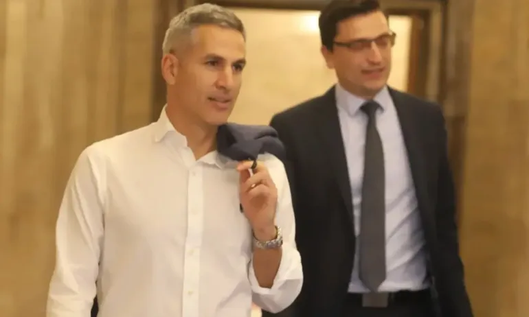 Андрей Гюров: Нашето място е в залата, а не на Митрофанова! - Tribune.bg