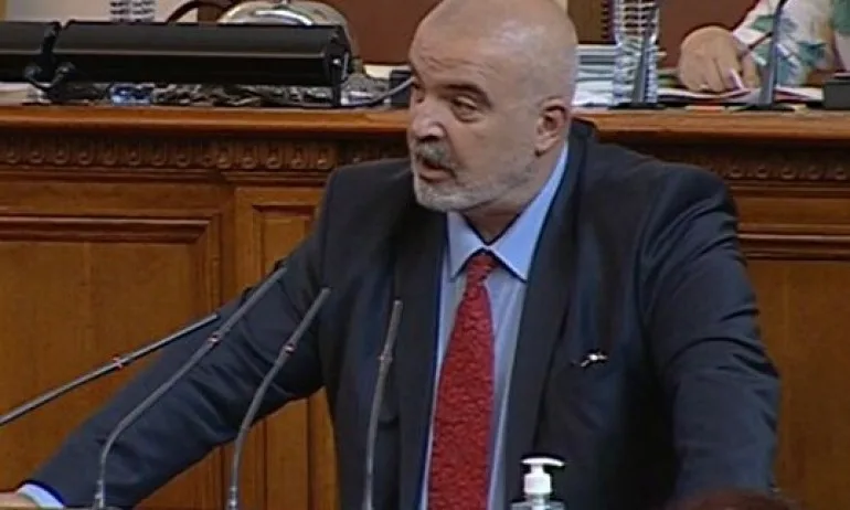 Спор между Рашков и Маноил Манев от ГЕРБ кой ще си запази поста - Tribune.bg