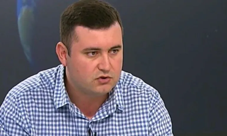 Инфекционист се обяви за задължителна ваксинация на лекари и учители - Tribune.bg