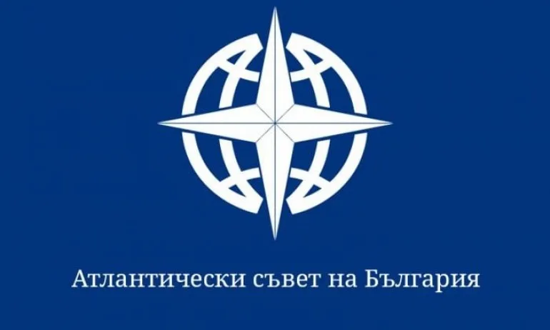 И Атлантическият съвет иска оставката на президента - Tribune.bg