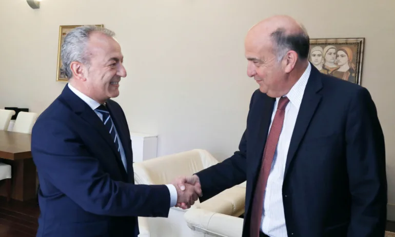 Гълъб Донев се срещна с посланика на САЩ Кенет Мертен - Tribune.bg