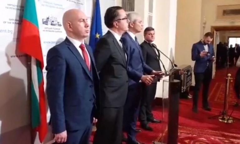 Брифинг на партия Възраждане - Tribune.bg