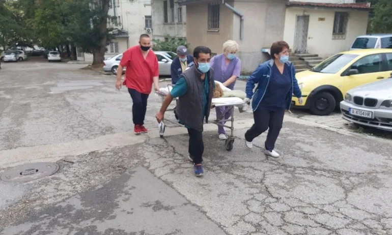 Повдигнаха обвинение на шофьора на тира за катастрофата край Лесово - Tribune.bg