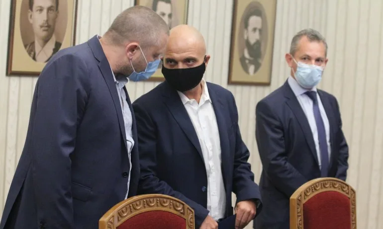 Разчистване на сметките: Кабинетът на Радев сменя главния секретар на МВР - Tribune.bg