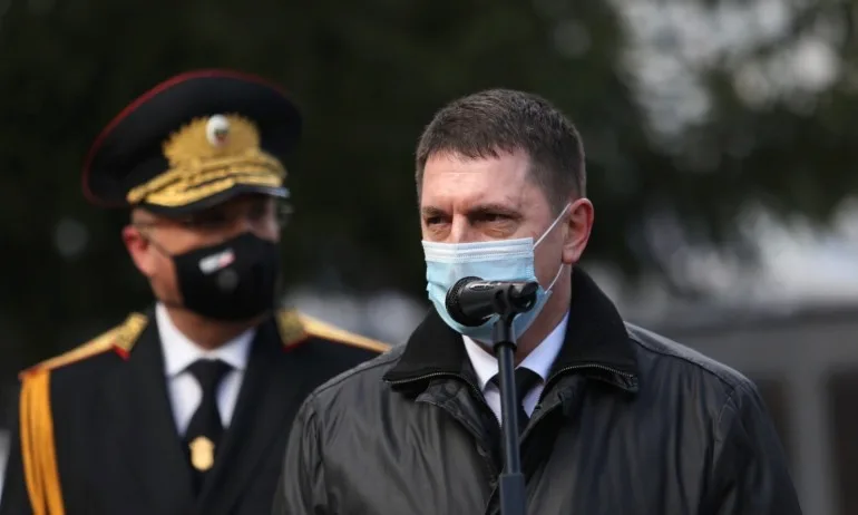 Христо Терзийски: Четирима полицаи са участвали в тайния купон край Сандански, тече проверка по случая - Tribune.bg