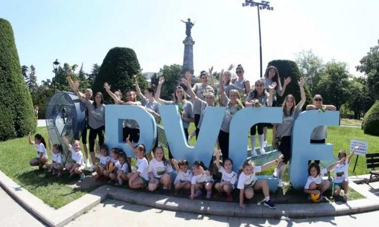 Русе посрещна волейболните лъвици - Tribune.bg