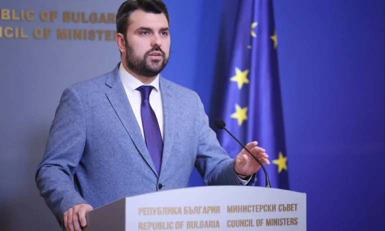 Външният министър Георгиев изказа съболезнования и предложи подкрепа на РСМ - Tribune.bg