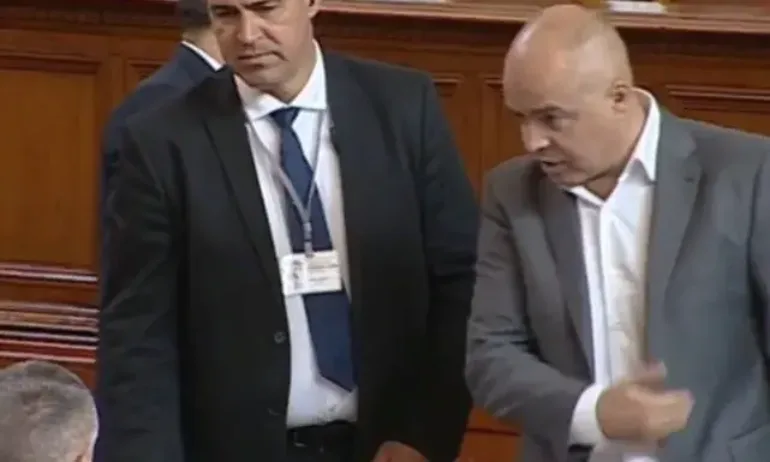 ИТН и БСП с размяна любезности и почти до бой заради Закона за личната помощ - Tribune.bg