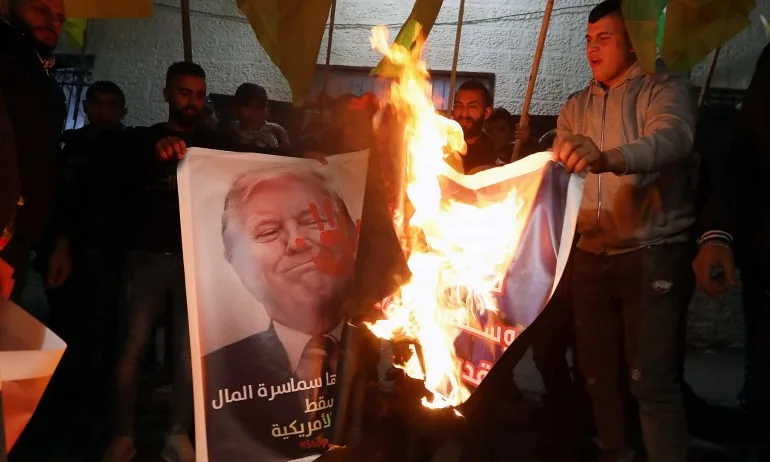 Тръмп с план за Близкия Изток, разчерта граница за Израел и Палестина - Tribune.bg