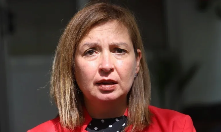 Зорница Русинова: Мярката 60/40 ще продължи до края на извънредното положение - Tribune.bg