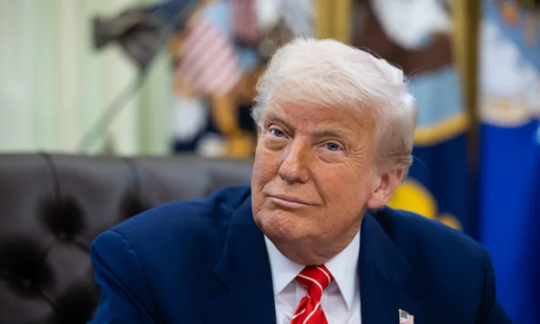 Тръмп иска премахване на машините за гласуване - Tribune.bg