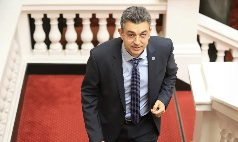 Пламен Николов: Преговорите за подкрепа на правителството на ИТН продължават - Tribune.bg