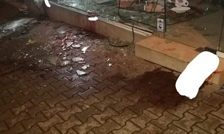 Двете деца, блъснати в Петрич, са с опасност за живота - Tribune.bg