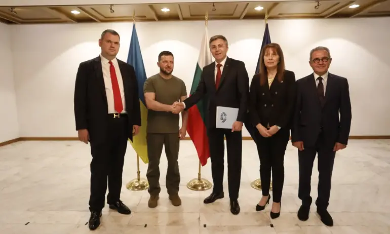 ДПС се срещнаха със Зеленски, пожелаха му в най-скоро време Украйна да стане член на НАТО и ЕС - Tribune.bg