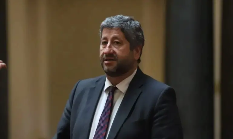 Христо Иванов: Напускането на Радев преди клетвата на министрите е знак за тежко разделение - Tribune.bg