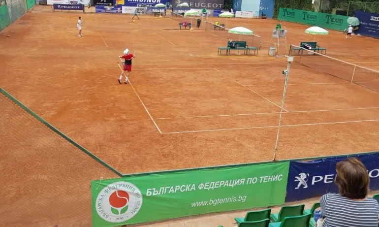 15 българчета започнаха с победи на турнир от Тенис Европа в София - Tribune.bg