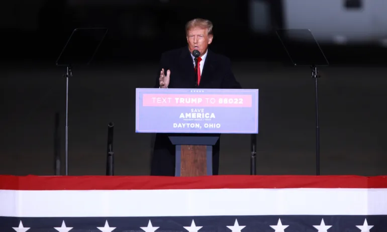 Тръмп с призив: Да се гласува само с хартиена бюлетина и цялостното преброяване да се извършва в деня на вота (ВИДЕО) - Tribune.bg