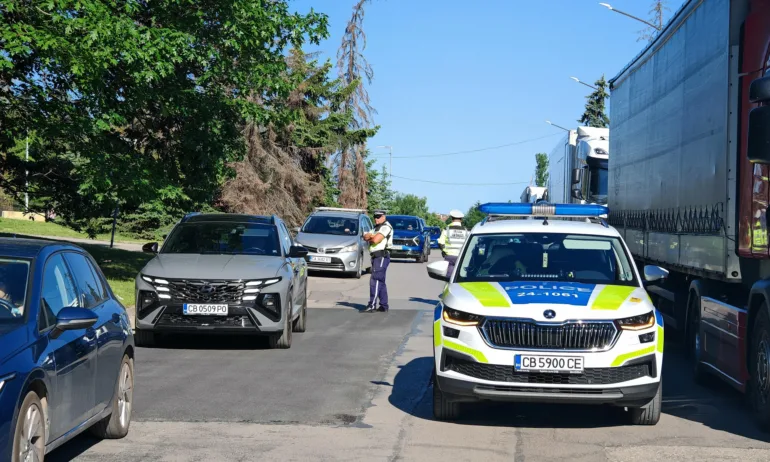 Продължава акцията по пътищата: Над 15 000 проверени автомобила за денонощие - Tribune.bg